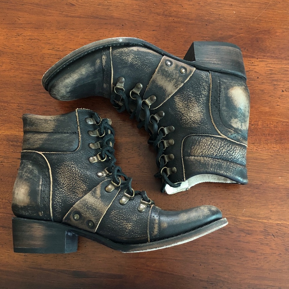 FREEBIRD By Steven Gage Leather Lace Up Combat Boots Size 8